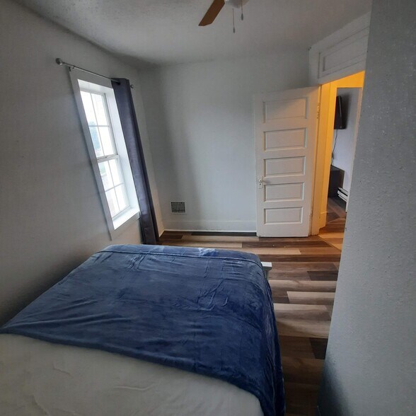 Building Photo - 754 Sullivant Ave
