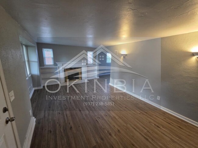 Building Photo - 2540 Catalpa Dr.