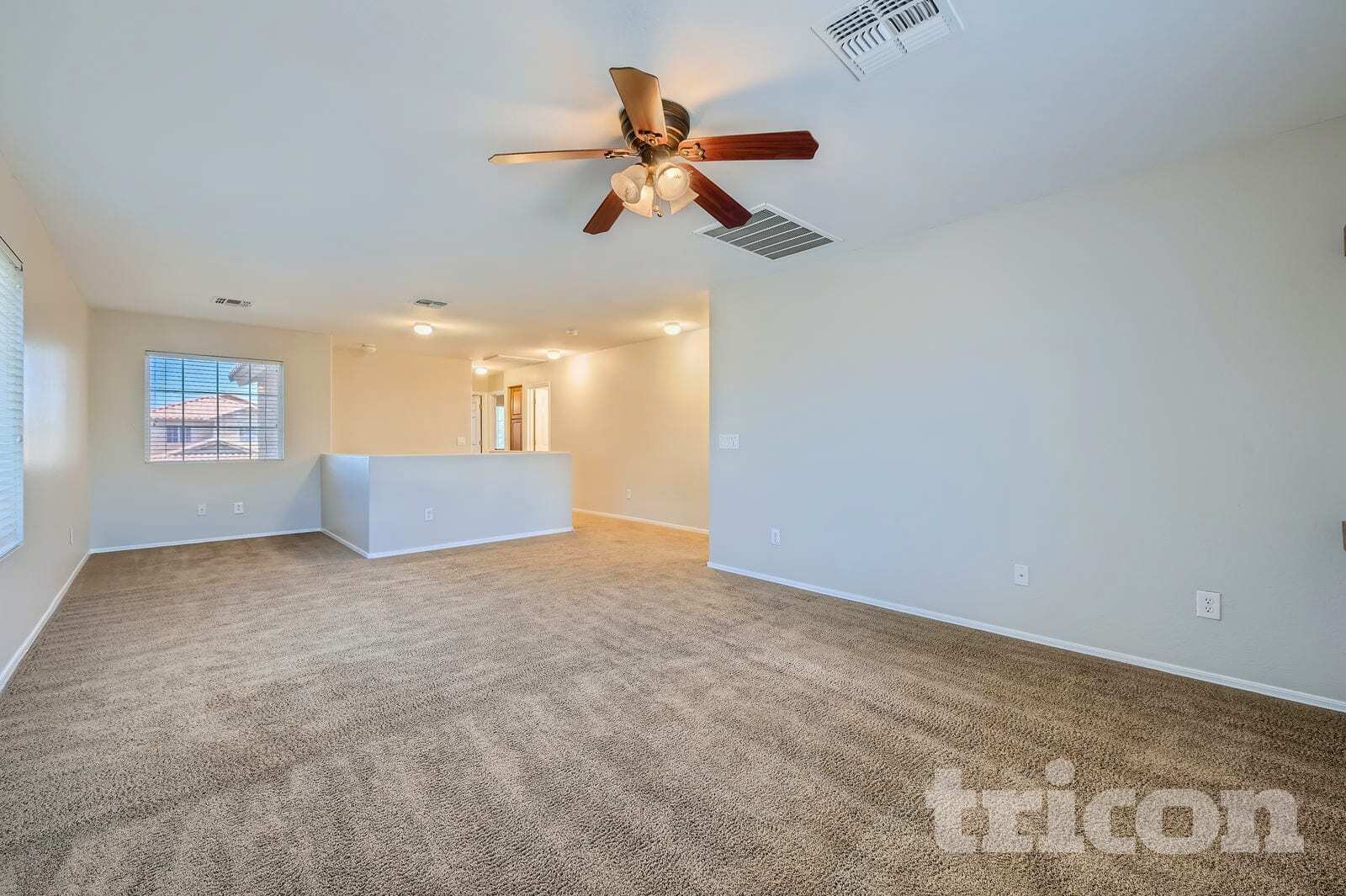 Building Photo - 1351 E Stirrup Ln