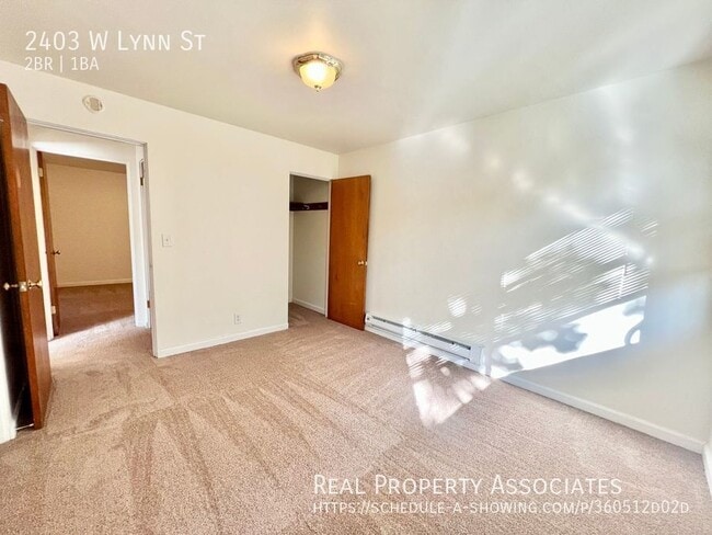 Building Photo - 2403 W Lynn St