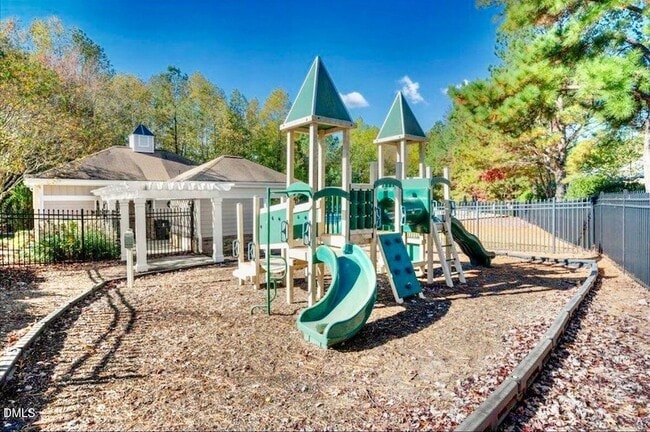 Building Photo - 213 Bikram Dr