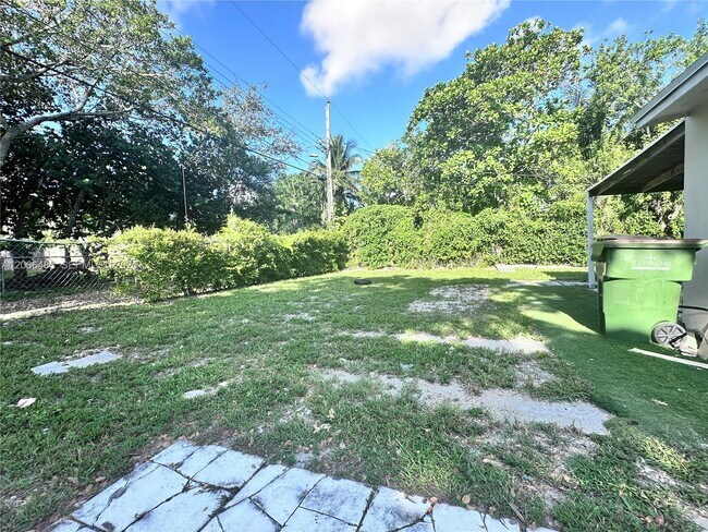 Building Photo - 12780 NW 16th Ave