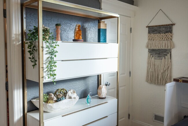 Building Photo - 10098 Wasatch Blvd