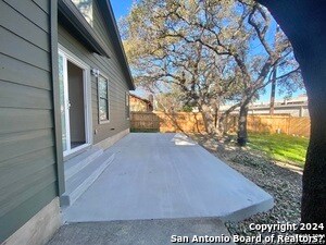 Building Photo - 2934 Oak Leigh St