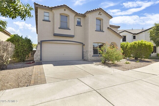 Building Photo - 9025 S 6th St