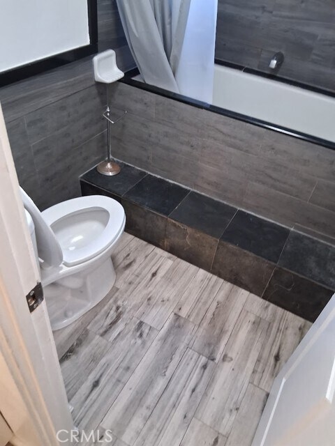 Building Photo - 1040 Cedar Ave