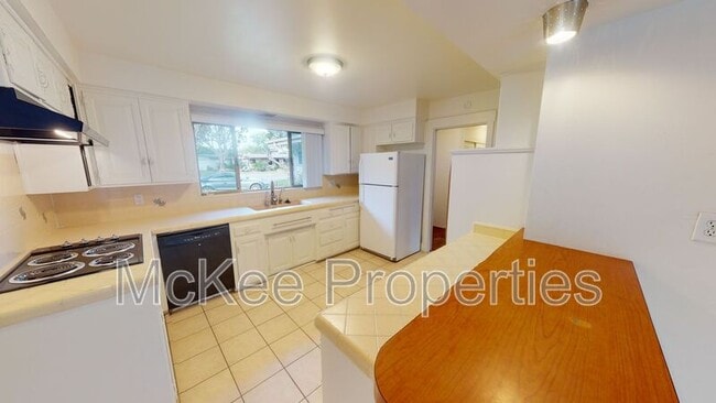 Building Photo - 40 Ocean Ct