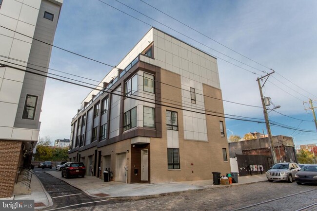 Building Photo - 107 Olive St