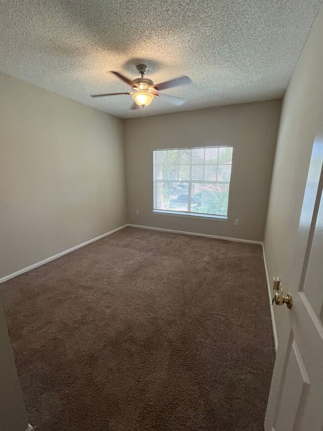 Building Photo - 2224 Arbor Lakes Cir
