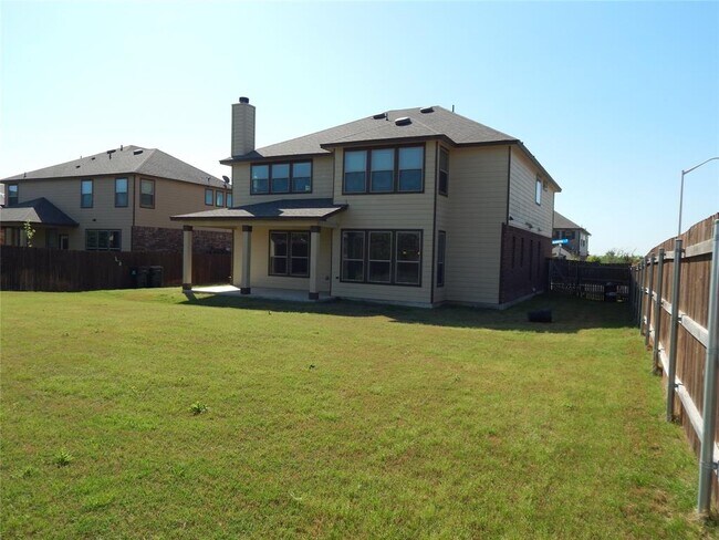 Building Photo - 358 Alamosa Dr