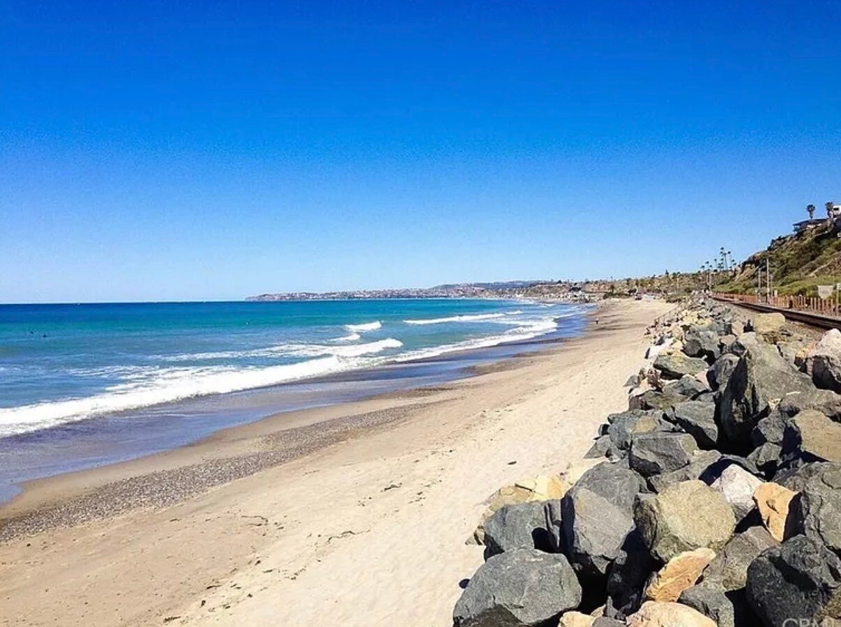 Building Photo - 2531 Costero Magestuoso