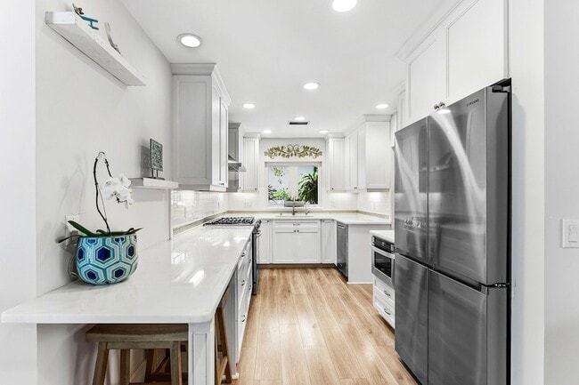 Building Photo - 20 NW 11th St