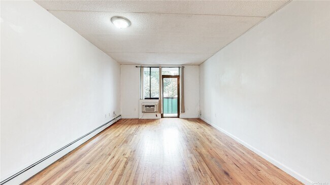 Building Photo - 60-59 Flushing Ave