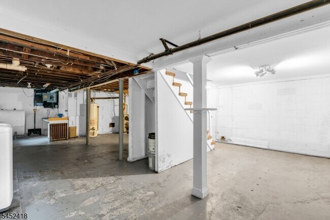 Building Photo - 106 Mountain Ave