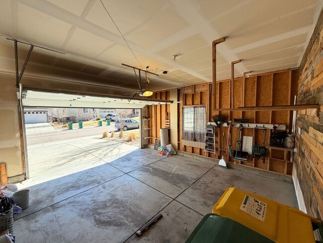 Building Photo - Spacious 4-Bedroom Copperleaf Home w/Modern Upgrades