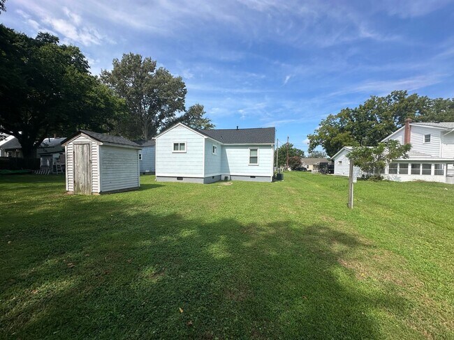 Building Photo - 78 Garrow Rd