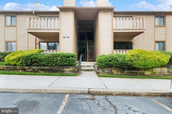 Primary Photo - 2103 Woodhollow Dr