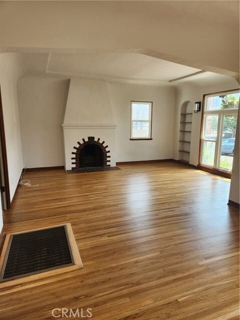 Building Photo - 329 27th St