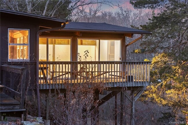 Building Photo - 296 Pine Hill Rd