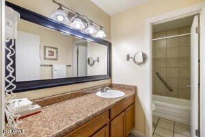 Building Photo - 5829 Buck Springs Rd