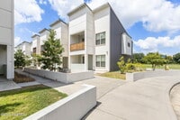 Building Photo - 124 Canvasback Dr
