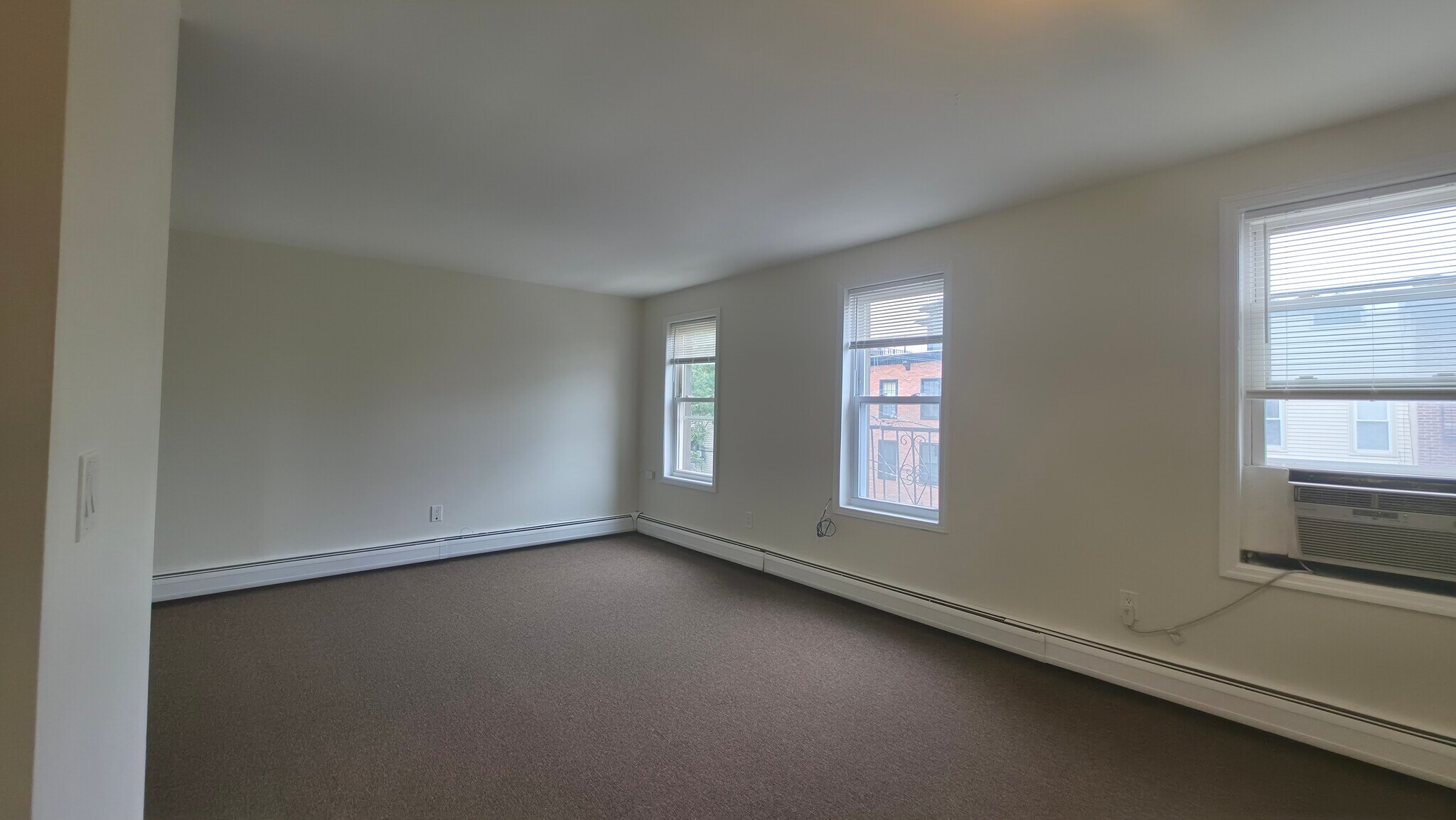 Building Photo - 77 Colgate St