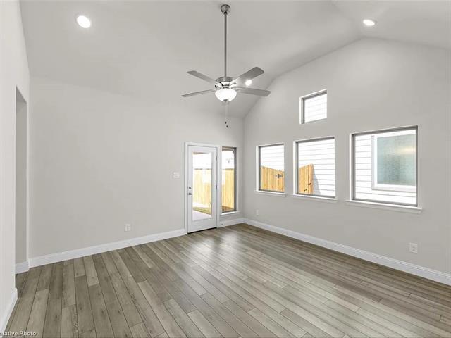 Building Photo - 223 Fairmont Dr
