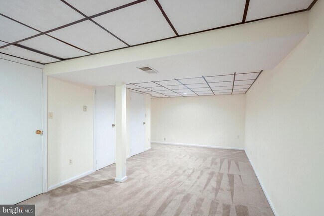 Building Photo - 7223 Reservation Dr