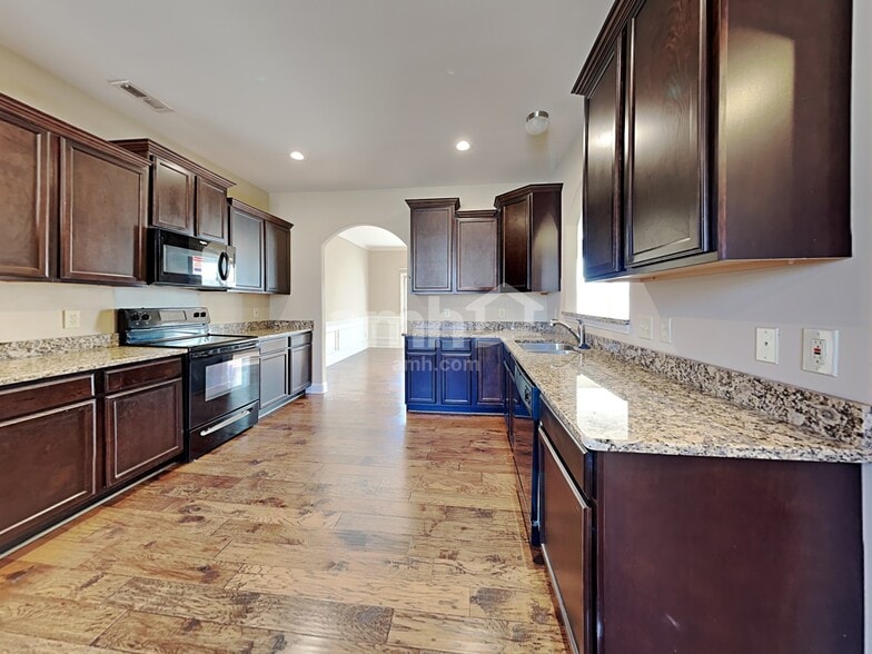 Building Photo - 259 Applehill Way