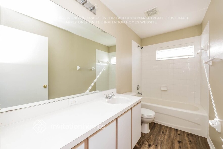 Building Photo - 27144 La Jolla Way