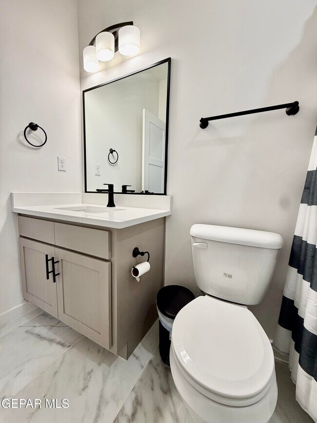 Building Photo - 15052 DESTINATION