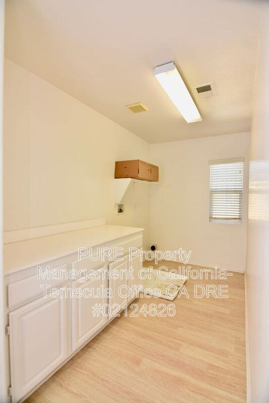 Building Photo - 31451 Westwind Ln