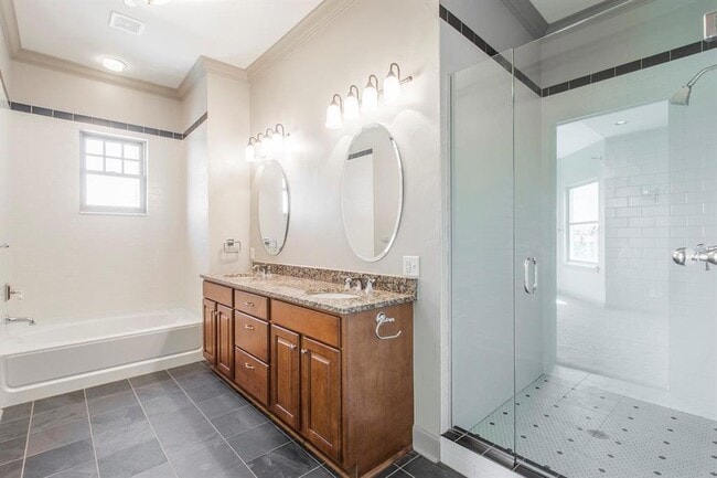 Building Photo - 226 Russell M.Perry Ave