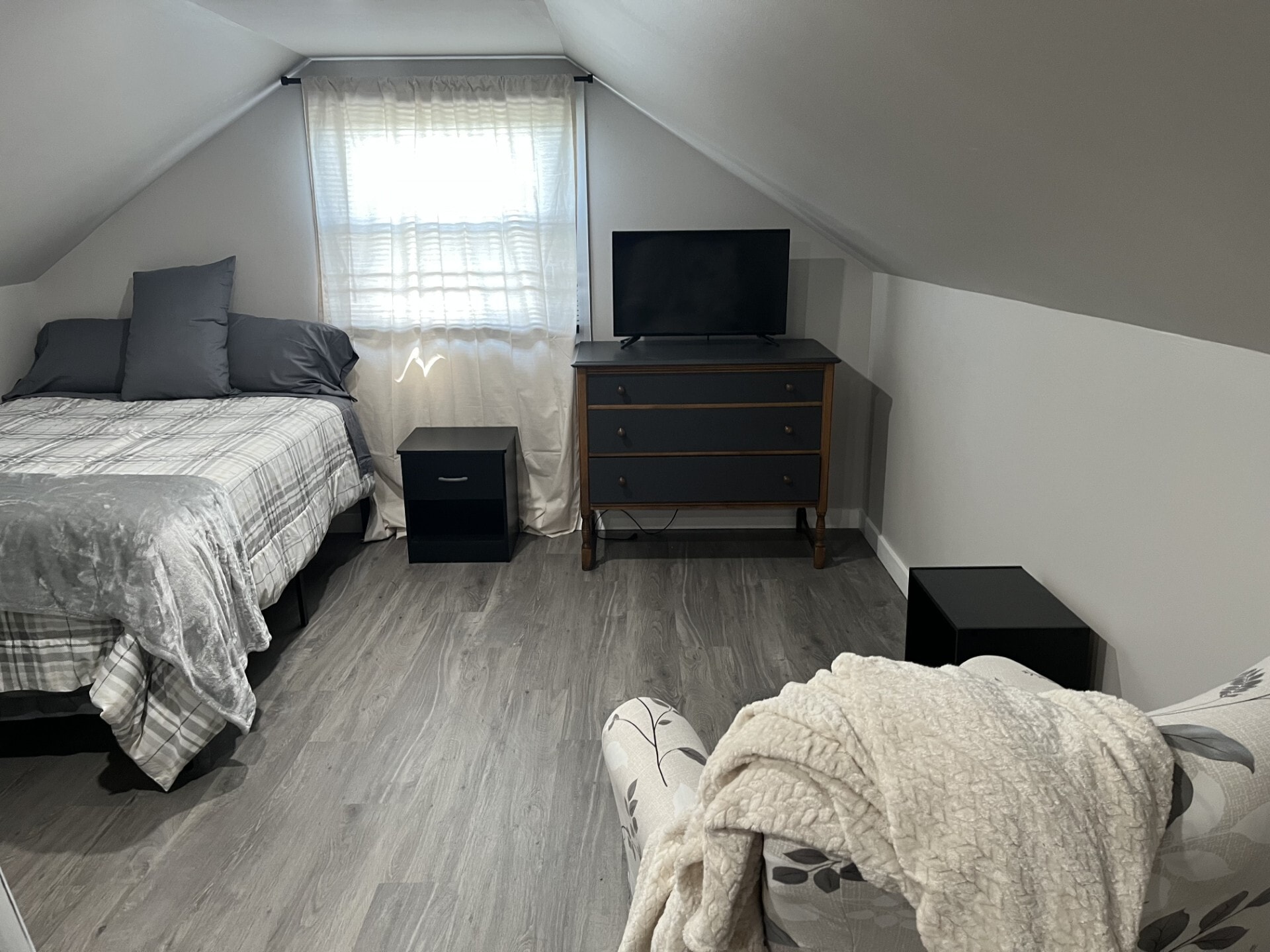 Building Photo - 113 Brookline Rd