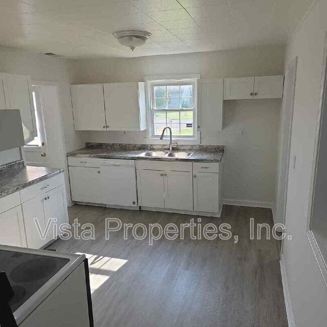 Building Photo - 5717 Mt Washington Rd