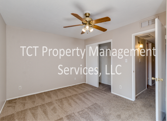 Building Photo - Updated 2 bedroom in Tempe!
