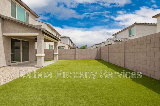 Building Photo - 5427 S Canyon Rim