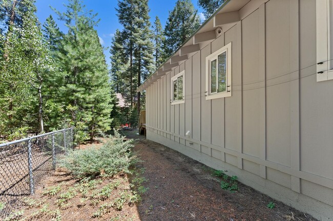 Building Photo - LONG-TERM: Tahoma Cabin, Washer-Dryer, Woo...