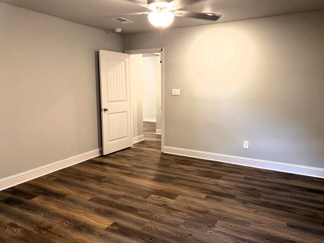 Building Photo - NEW BUILD FOR LEASE IN "THE GROVE" IN SHER...
