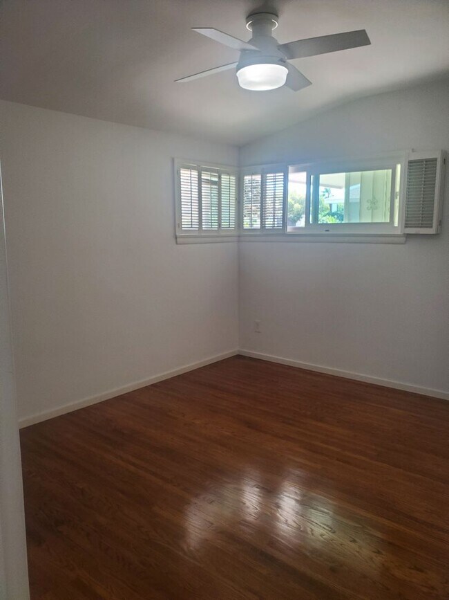 Building Photo - Recently Upgraded and Refreshed House with Pool and Casita