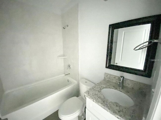 Building Photo - 933 NW 57th Ct