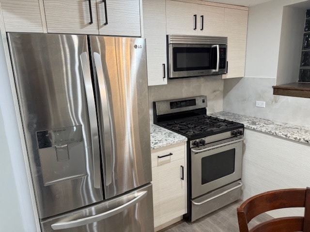 Building Photo - 2750 W Wilcox St