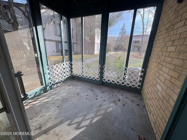 Building Photo - 69 Northrup Dr