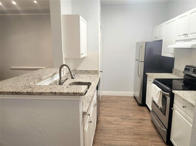 Building Photo - 4309 Bayside Village Dr