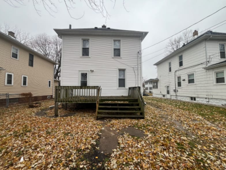 Building Photo - 1625 37th St