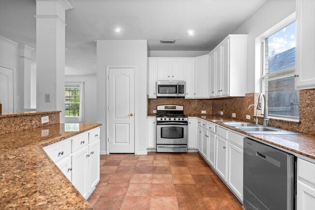 Building Photo - 6914 Grants Hollow Ln