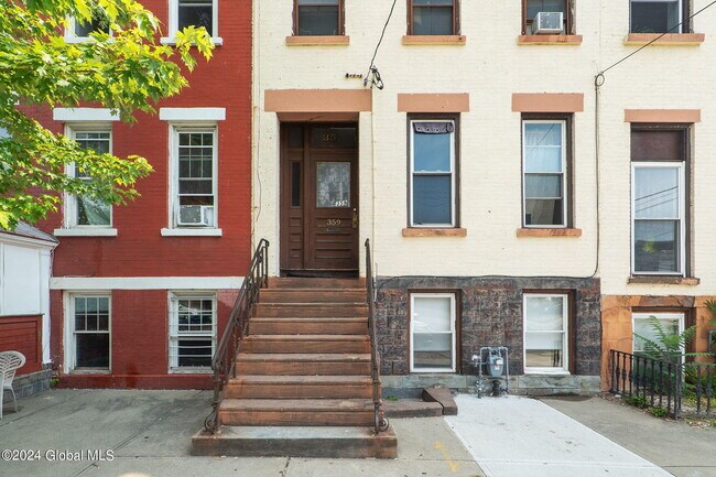 Building Photo - 359 Washington Ave