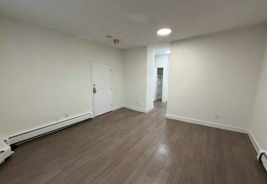 Building Photo - 530 Massachusetts Ave