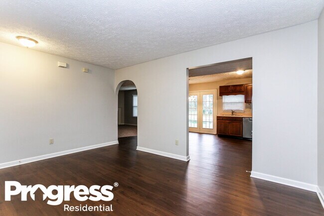 Building Photo - 6829 Silver Grove Ct