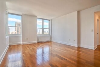 Building Photo - 88 Morgan St